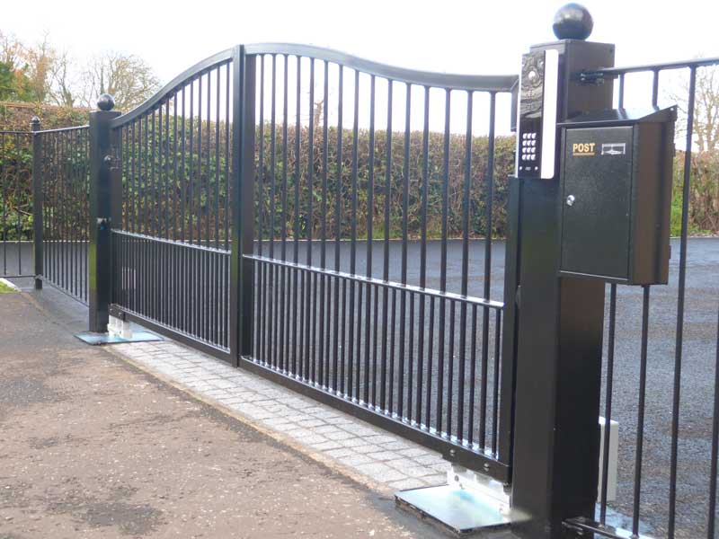 Cổng sắt tự động âm sàn - motorcongtudong.com.vn