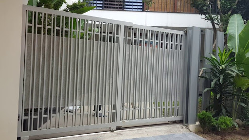 cổng sắt trượt tự động - motorcongtudong.com.vn